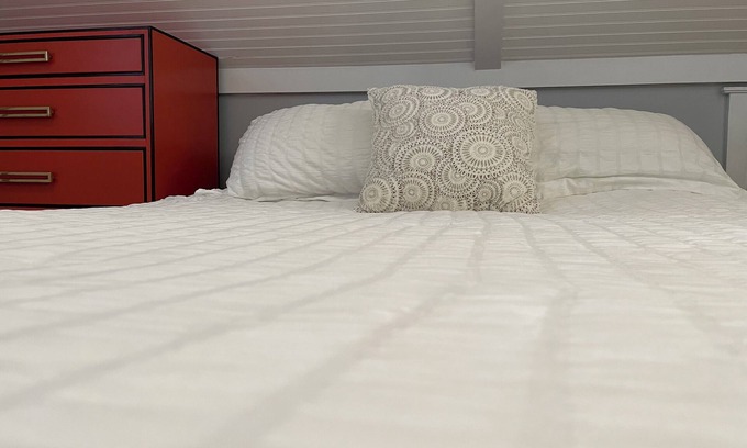 Mayhew Maison | Loft in the Trees, Resort style outdoor pool/hot tub, washer/dryer pet friendly
