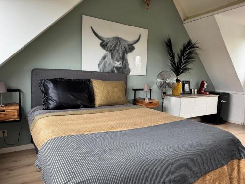 Breukelen Appartement | Loft met veel zonlicht