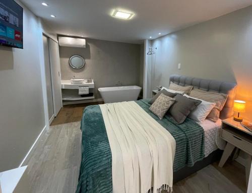 Velha Appartement | Loft novíssimo com banheira imersão aquecida a 5min da Vila Germânica