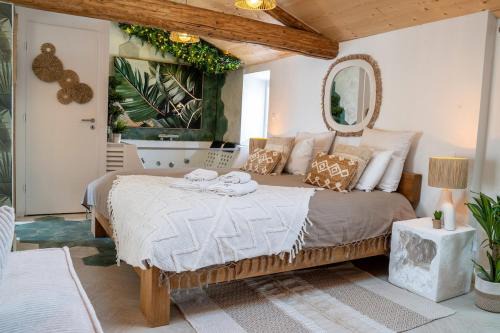 Saint-Salvayre Appartement | Loft & Spa Scandinave Romantique, King Size, TV 65