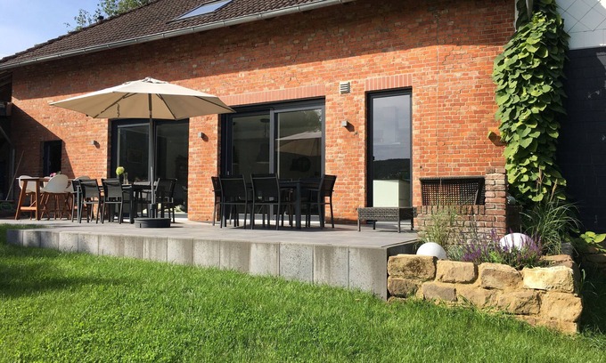 Bad Muender am Deister Maison | LOFTHOF, modern XXL vacation home for 20 people with billiards, table football, fireplace