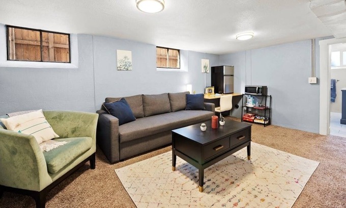 Whittier Appartement | Loftium | Humboldt Home Right next to Denver's RiNo District
