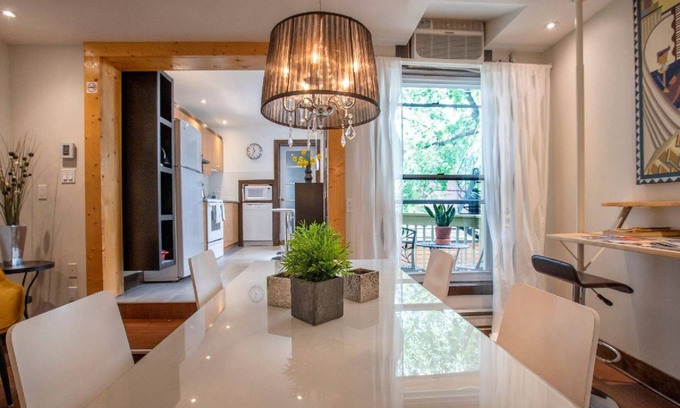 De Lorimier Appartement | LoftJC4 -1BR Suite +Free Private parking Lafontaine park