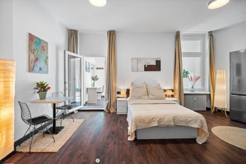 Lichterfelde Appartement | Loftly 5min zu Fuß Charite - 45m2 - Self Check-In - 300mbit