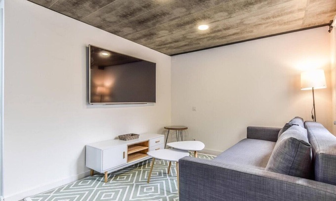 Cuatro Caminos Appartement | LOFTS BUSINESS BERNABÉU 4 DE ALQUILER TEMPORAL