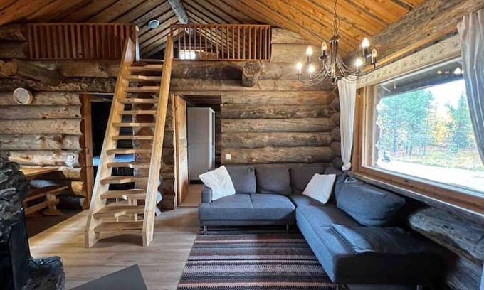 Yllasjarvi Cottage | Log cabin in the nature, view to Ylläs fjell, 2 bedrooms + loft