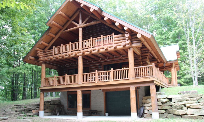 Northeast Michigan Cabine | Cabane en rondins dans les bois