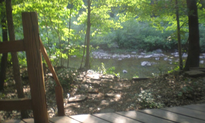 Berkeley Springs Cabine | Log Cabin on Sleepy Creek - Profitez de l'isolement et des bruits de l'eau