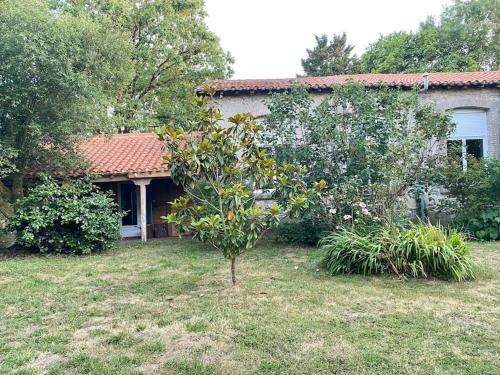 Falleron Maison | Logement au calme entoure d un grand jardin