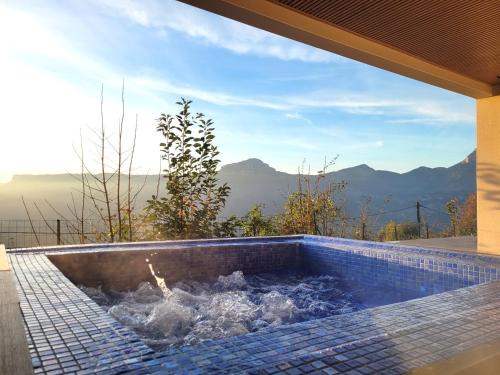 La Combe-de-Lancey Appartement | Logement avec jacuzzi et sauna en terrasse, belle vue panoramique