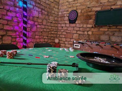 Chemery-sur-Bar Appartement | Logement cocooning 2-4 personnes avec Salle de jeux