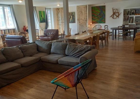 Courtenay Appartement | logement entier spacieux et confortable à 1 h de Paris