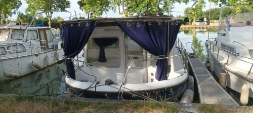 Montech Location De Bateaux | Logement entier sur bateau