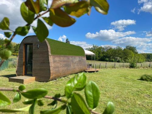 Monts-sur-Guesnes Appartement | Logement insolite : La Ruche Verte