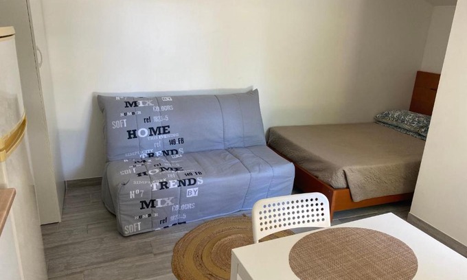 Dagneux Chalet De Ski | Logement proche Lyon-aéroport-Centrale Bugey