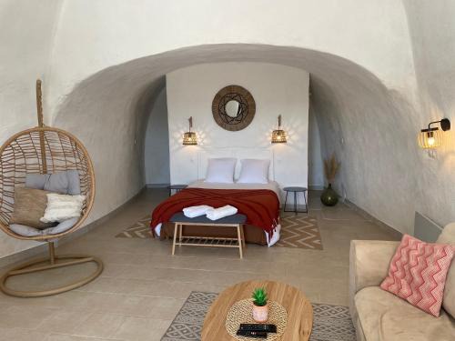 Naveil Maison | Logement troglodyte tout confort 42 min tgv Paris