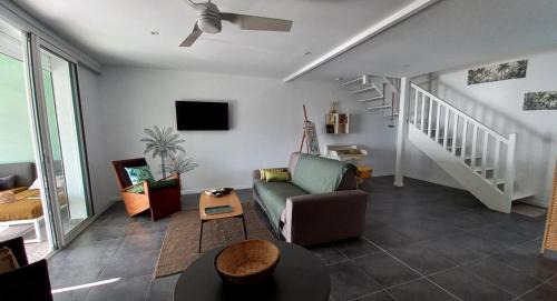 Malendure Appartement | Logements Vue Mer accès piscine en Guadeloupe