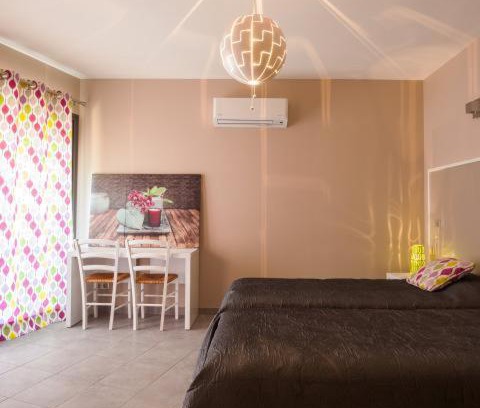 Saint-Hippolyte-du-Fort Hôtel | Logis Auberge Cigaloise
