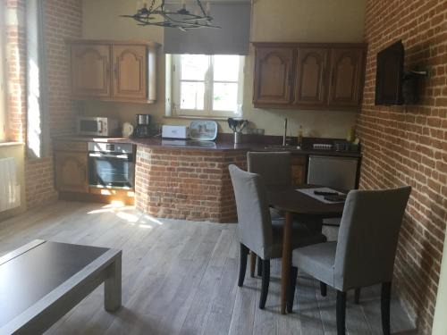 Courcelles-sous-Moyencourt Appartement | Logis de l'orangerie