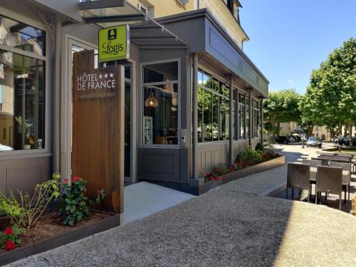 Saint-Geniez-d'Olt Hôtel | Logis Hôtel Restaurant de France