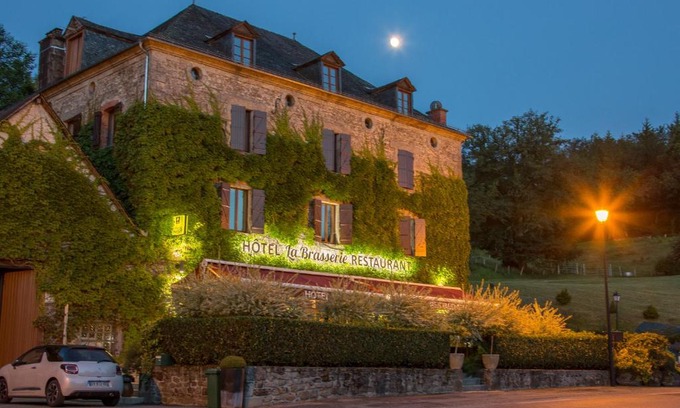 Treignac Hôtel | Logis Hôtel Restaurant La Brasserie