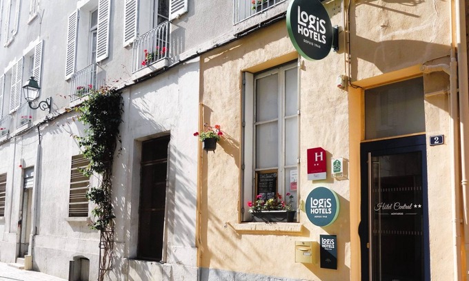 Montargis Hôtel | Logis Hotel Central Montargis