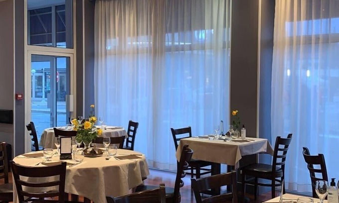 Saint-Amand-Montrond Hôtel | logis hotel l'Amandois