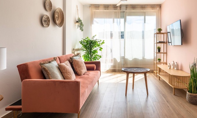 Cuarte de Huerva Appartement | LOIRA CUARTE: Spacious terrace in a cozy apartment