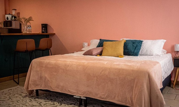 Chinatown Maison | Lolas Hostal Apartamento Equipado