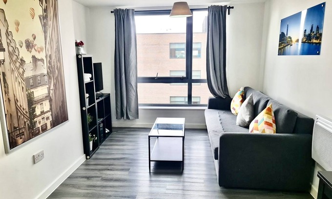 Stratford and New Town Appartement | Appartement-Appartement-Salle de bain-Vue ville