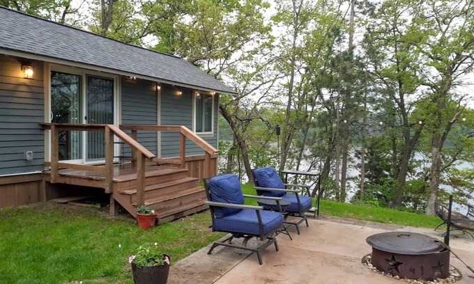 Chippewa Falls Cabine | Lone Birch Cabin on Lake Wissota