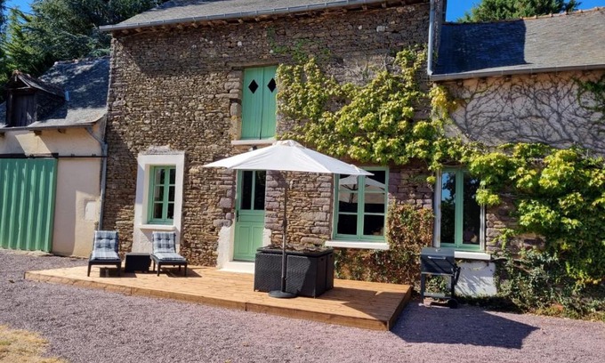 Saint-Maugan Maison | Longère indépendante avec terrain de tennis privé