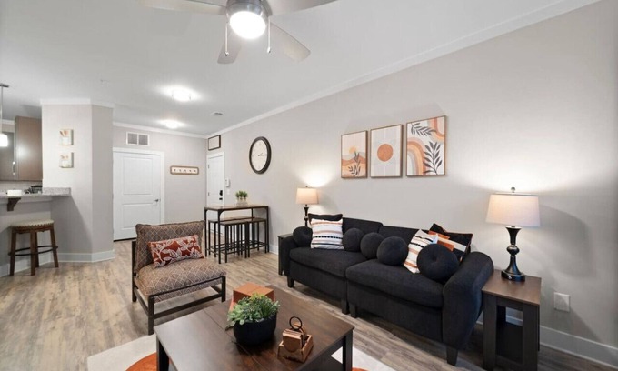 Greensboro Appartement | Long Term Stay Greensboro 2b 2ba
