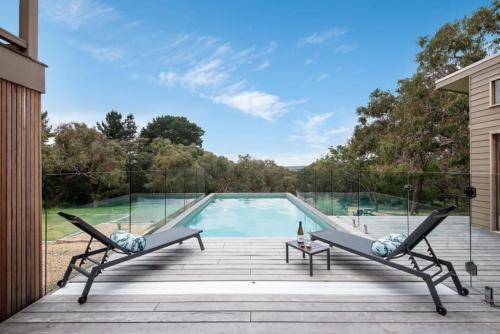Red Hill Maison | Long View - Heated Pool in Red Hill