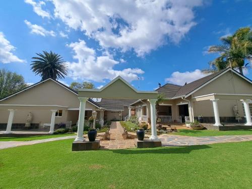 Lydenburg Maison | Longtom Farm Guesthouse