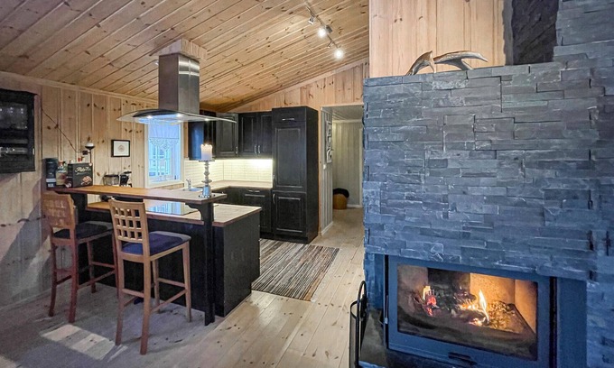 Svingvoll Maison | Look forward to a relaxing and active holiday in this beautiful wooden house.
