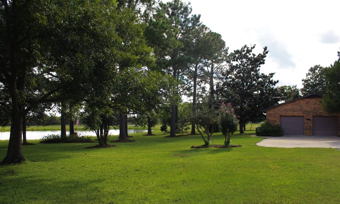 Ashburn Maison | Looking for a relaxing venue to entertain or to host an event in the country?