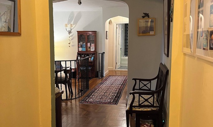 Fort George Appartement | Looking for an August sublet in the city? Check out our fabulous 1 bedroom