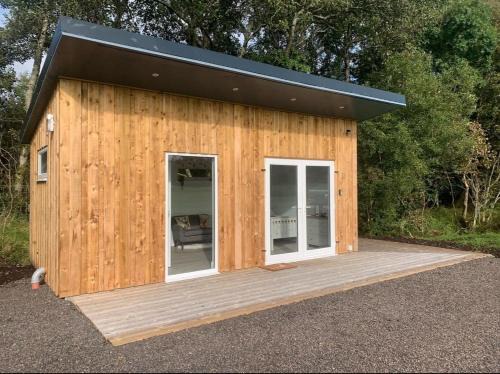 Connel Maison | Lora Cabin
