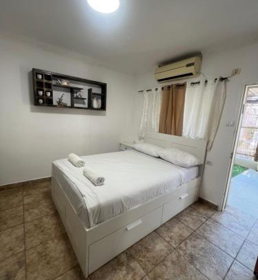 Neve Zohar Cabine | Loren Village