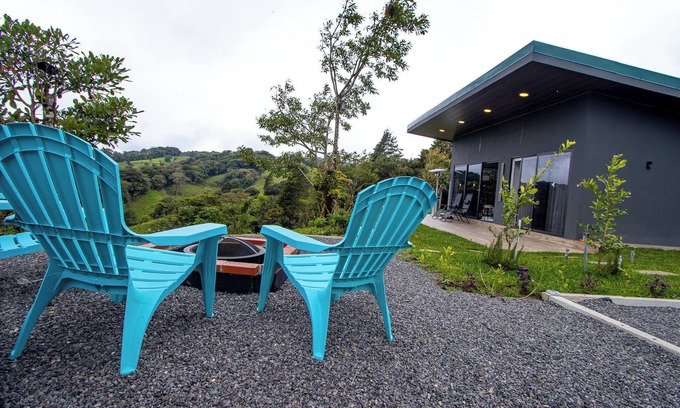 Quebrada Grande Cabine | Los Olivos Cloud Forest: Descansa en Monteverde