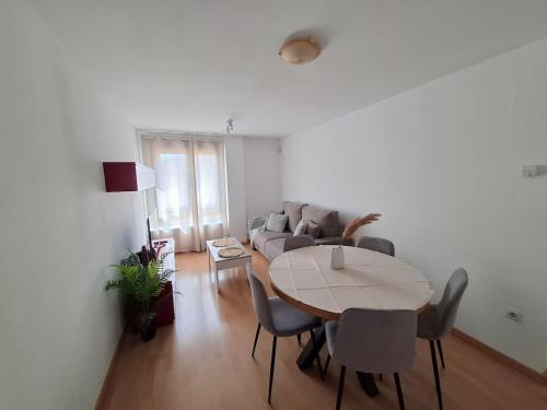Abena Appartement | Los Pinos, acogedor apartamento con garaje - Arafita Apartamentos