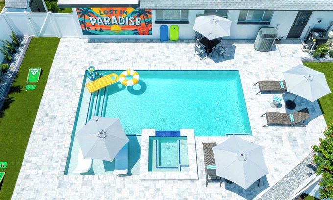 Seminole Maison | Lost In Paradise - Heated Pool, Spa, Mini Golf