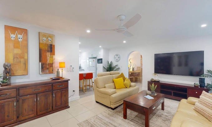 Caboolture South Maison | LOTUS LANDING - ENTERTAINMENT PLUS!