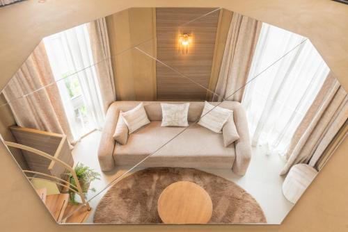 Centrale Markt Maison | Lotz - one-of-a-kind boutique center suite