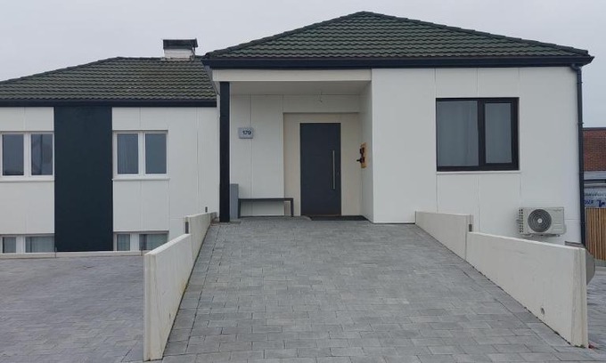 Maaseik Appartement | Louis