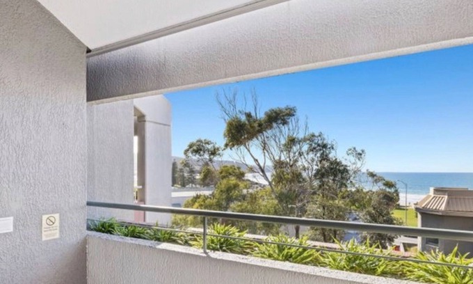 Lorne Appartement | Louttit views from The Cumberland