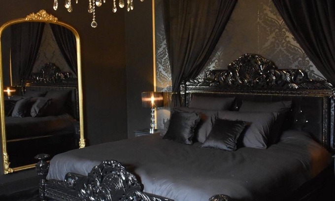 Eletot Maison | Love room in Normandy: Le carré d'or