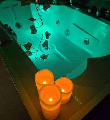 Trouillas Appartement | Love room - L'escapade du désir