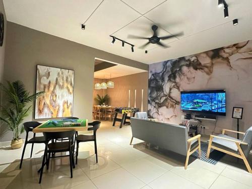 Taman Mount Austin Maison | Loveable Home 4 Bedroom Mount Austin JB